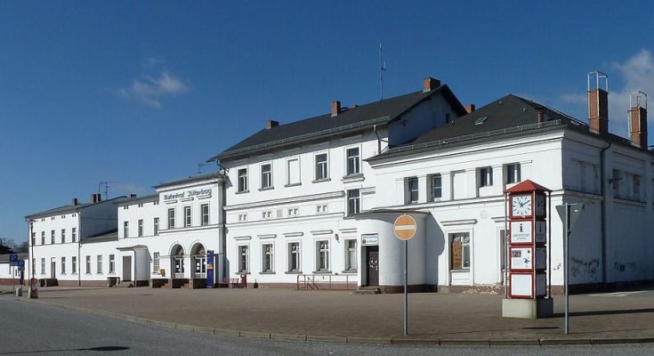 Leerstehender Bahnhof Jüterbog. Foto: Global Fish